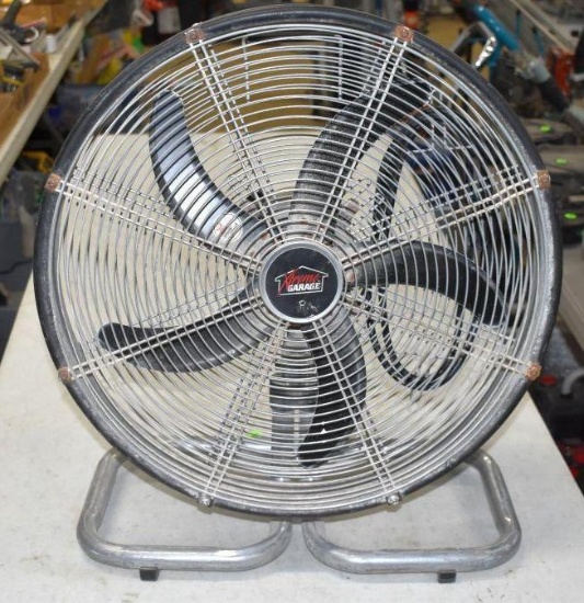 Xtreme Garage 18" Oscillating Floor Fan