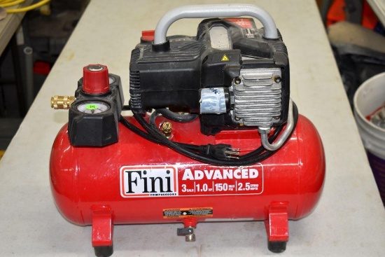 Fini Advanced 3 Gallon Portable Air Compressor, 1 hp, No Air Hose