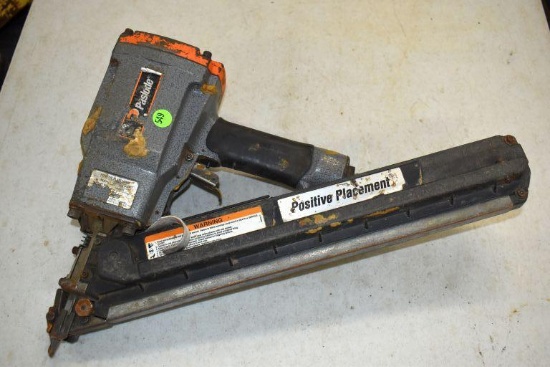 Paslode Pneumatic Strip Nail Gun