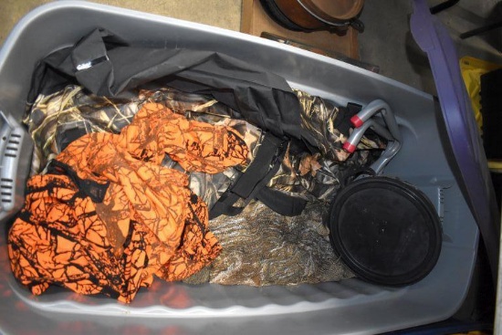 Tote Containing Assorted Hunting Gear, Hunting Seats
