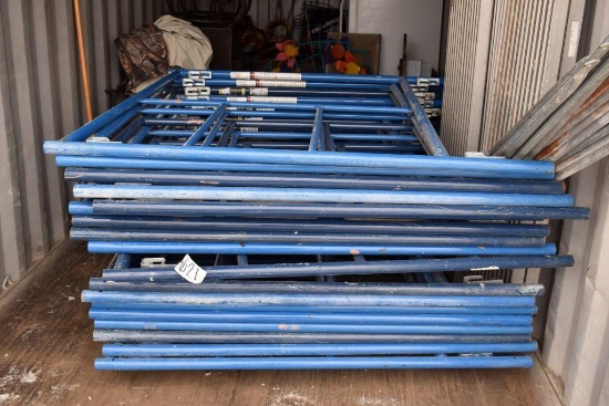 (18) Scaffolding Side Brackets with (15) Braces
