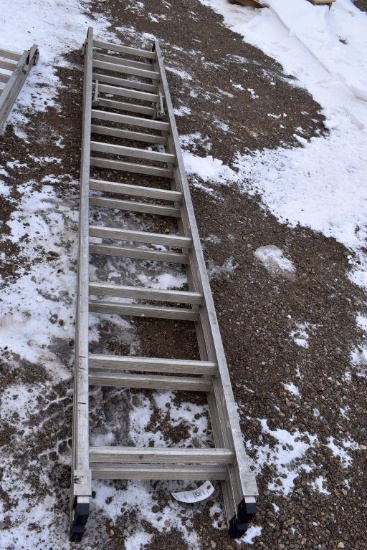 Werner Aluminum Extension Ladder, 17' Extended