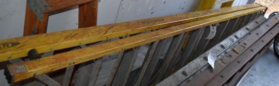 Werner 12 Fiberglass Step Ladder