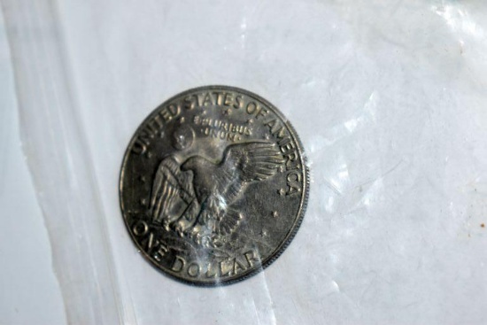 1974 D Liberty E Pluribus Unum United States of America One Dollar Coin