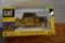 Norscot Cat D11R Track Type Tractor with Box, 1/50