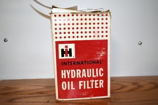 International Hydraulic Oil Filter Box