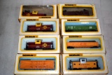 (8) Bachmann HO Scale Assorted Railroad Cars with Boxes