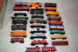 (28) Assorted HO Scale Railroad Cars