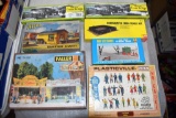 HO Scale Railroad Accessory Kits with Boxes