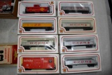 (8) Assorted Bachmann HO Scale Railroad Cars with Boxes