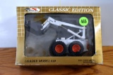 Melroe Bobcat 610 Skid Loader with Box, 1/25