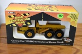 Ertl Cat D350D Articulated Dump Truck with Box