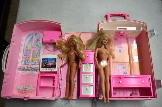 Barbie Suitcase House with Barbies