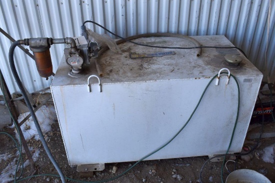 100 Gallon Fuel Tank with 12 V Pump