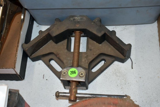 TJL Industrial Angle Clamp