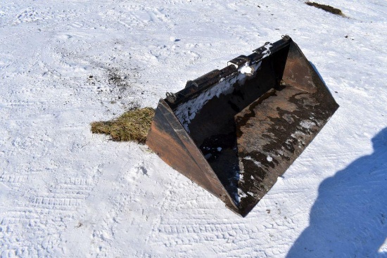 John Deere 72" Material Bucket, Skid Loader Plate