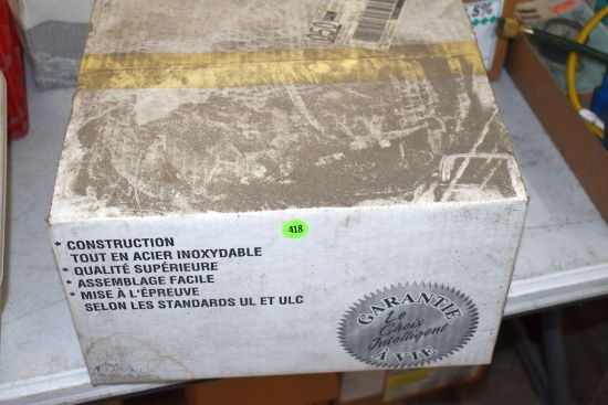 8" Deluxe Rain Cap, NIB
