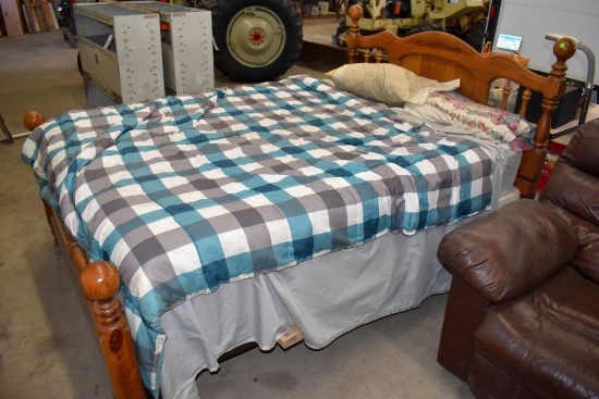 Full Size Bed with Head and Foot Board