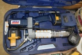 Lincoln 12V Grease Gun with (3) Batteries, Charger, Hard Plastic Case