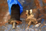 (2) Hydraulic Motors