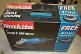 Makita 4