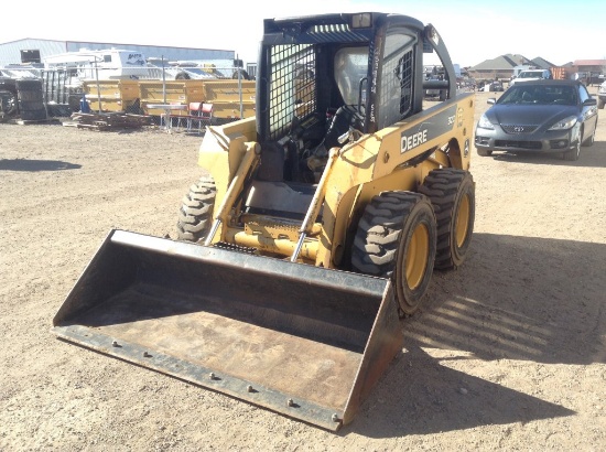 John Deere 320 Skid Steer Engine Type: 4 Cylinder , Fuel Type: D , Transmis