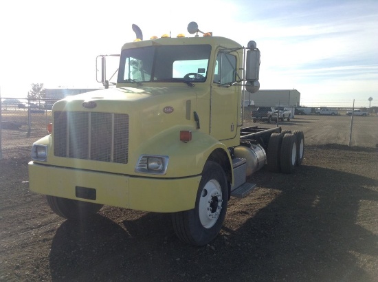 2003 Peterbilt Cab & Chassis 4x2 6 Cylinder , Fuel Type: D , Transmission: