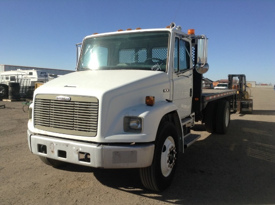 1998 Freightliner FL70 Flatbed Truck 4x2 Inline 6 , Fuel Type: D , Transmis
