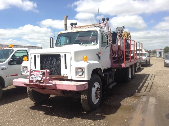 2001 International 2554 Single Cab Fuel/Oil Servic 10W, AF, 15W40, 50W, 90W