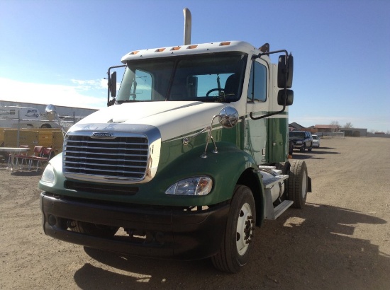 2007 Freightliner Columbia Truck Tractor Inline 6 , Fuel Type: D , Transmis