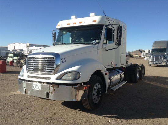 2005 Freightliner Columbia Sleeper Truck Tractor 4x2 I6 , Fuel Type: D , Tr