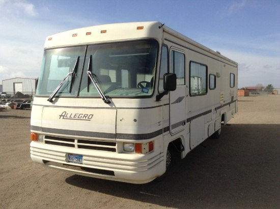 1995 Chevrolet Allegro 32' Motorhome Fridge, Stove, Bathroom, Tube Televisi
