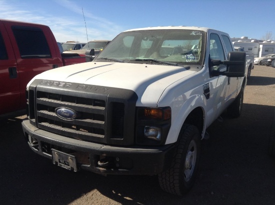 2008 Ford F-250 Super F-250 Super Duty Truck 4WD V8, 5.4L , Fuel Type: G ,