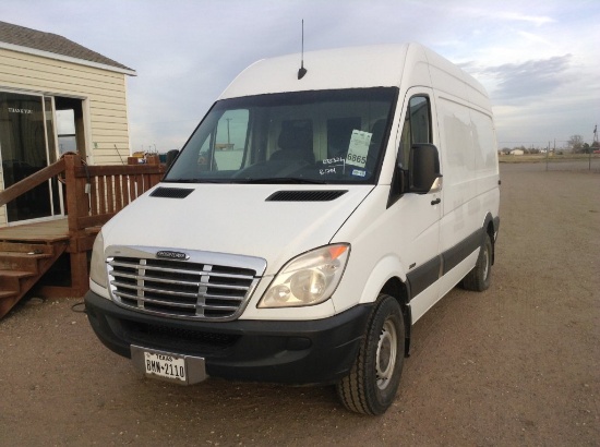 2013 Freightliner Sprinter Van rwd 4 Cylinder , Fuel Type: D , Transmission
