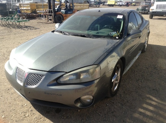 2004 Pontiac Grand Prix Sedan Car FWD V6, 3.8L SC , Fuel Type: G , Transmis