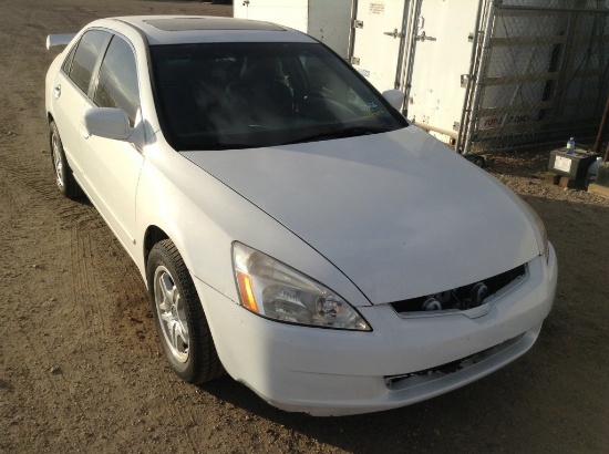 2003 Honda Accord Car FWD I4, 2.4L , Fuel Type: G , Transmission: A5 , Colo