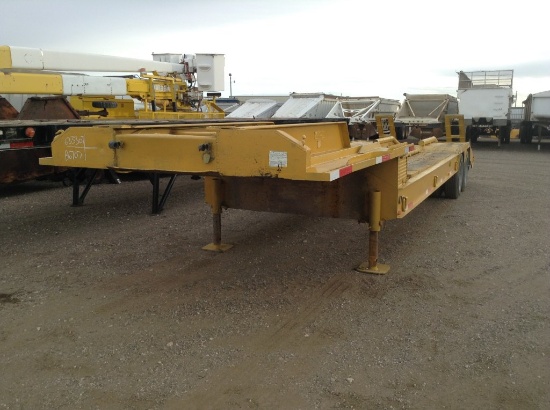 1957 Carryhaul Equipment Step Deck Trailer Fold Down Rear Ramps , Dual Tand