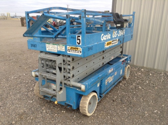 Genie GS-2646 Scissor Lift Engine Type: Battery , Fuel Type: Electric , Tra