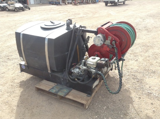 200 Gallon Spray Tank w/(2) Hose Reels