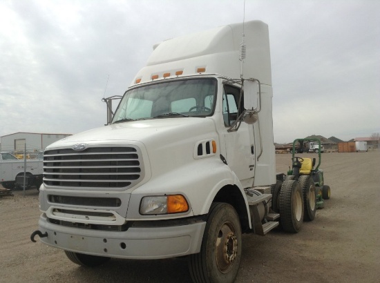 2008 Sterling 5th Wheel Truck Tractor