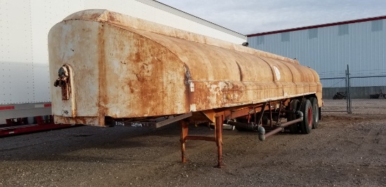 1953 Fruehauf Tanker Trailer
