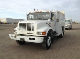 2000 International 4700 Service Truck