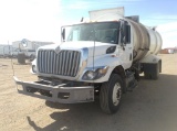 2009 International 7300 Side Loader Refuse Truck