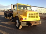 2001 International 4900 Single Cab Flatbed Truck