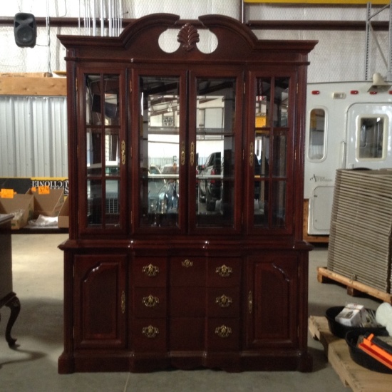 Thomasville China Hutch