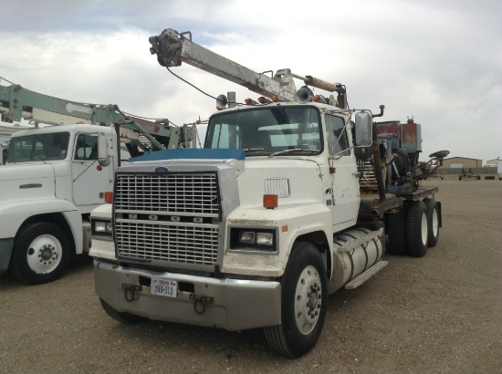 1985 Ford LTL9000 Single Cab Digger Derrick Truck