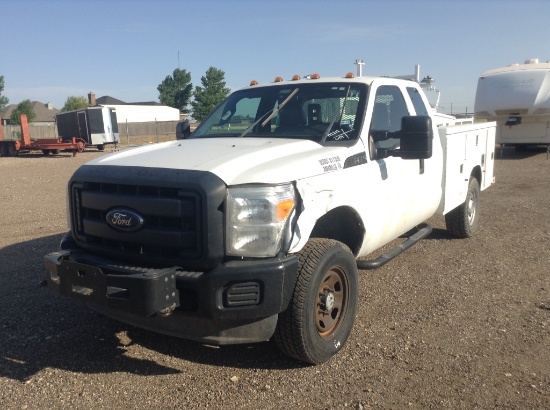 2012 Ford F-350 Super Dut Ext. Cab Service Truck