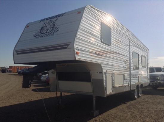 2004 Prowler Travel Trailer