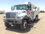 2002 International 7400 Derrick/Digger