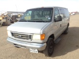 2006 Ford  E-350 Full-Size E-Series Wagon Van